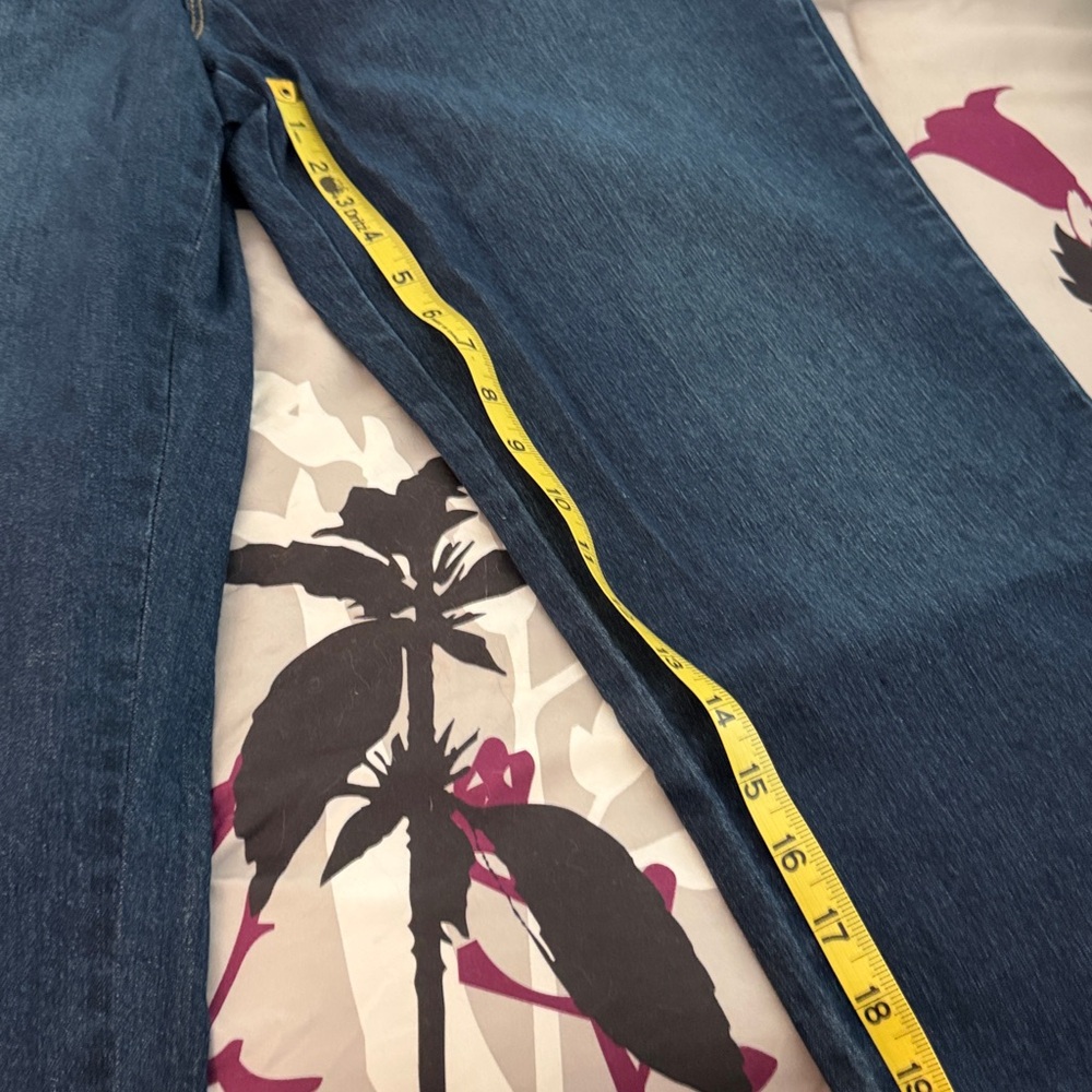 Gloria Vanderbilt Amanda Dark Blue Straight Leg Jeans - Picture 4 of 4